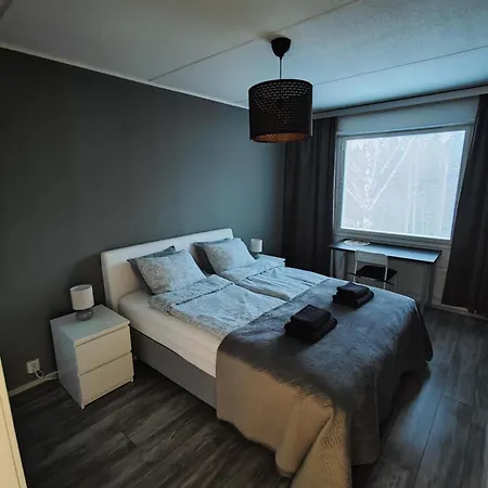 Viihtyisae Kahden Makuuhuoneen Huoneisto Maentaessae * Mantta