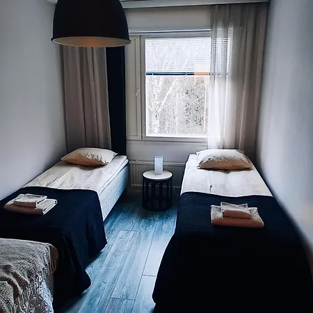 Viihtyisae Kahden Makuuhuoneen Huoneisto Maentaessae Apartment Mantta
